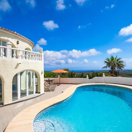 Holiday home Cielo Azul By Interhome